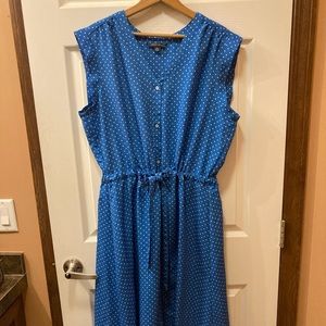 Tommy Hilfiger blue dress with white polka dots and tie size XL